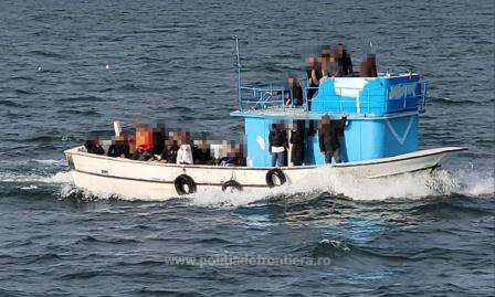 Misiune de salvare a unor persoane aflate în pericol pe Marea Neagră