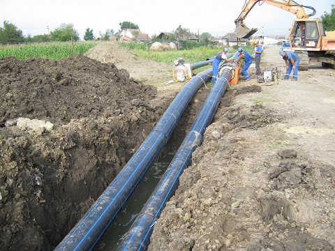 S-au finalizat lucrările de extindere a rețelei de apă în satul Mihăiești, comuna Sânpaul