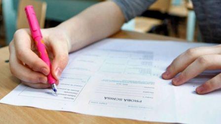 5.834 de elevi din clasele a VIII-a, din județul Cluj, vor susține probele scrise din cadrul simulării examenului de Evaluarea Națională, sesiunea februarie 2024