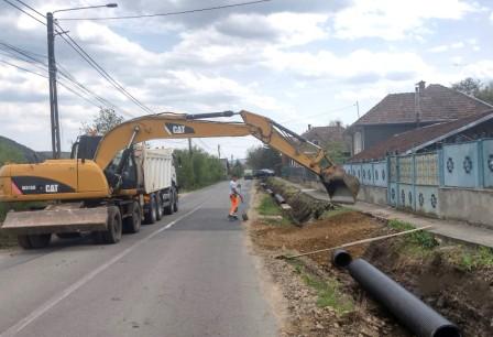 Consiliul Județean a demarat realizarea acceselor la proprietăți, pe drumul județean DJ 108C, în localitatea Gârbău